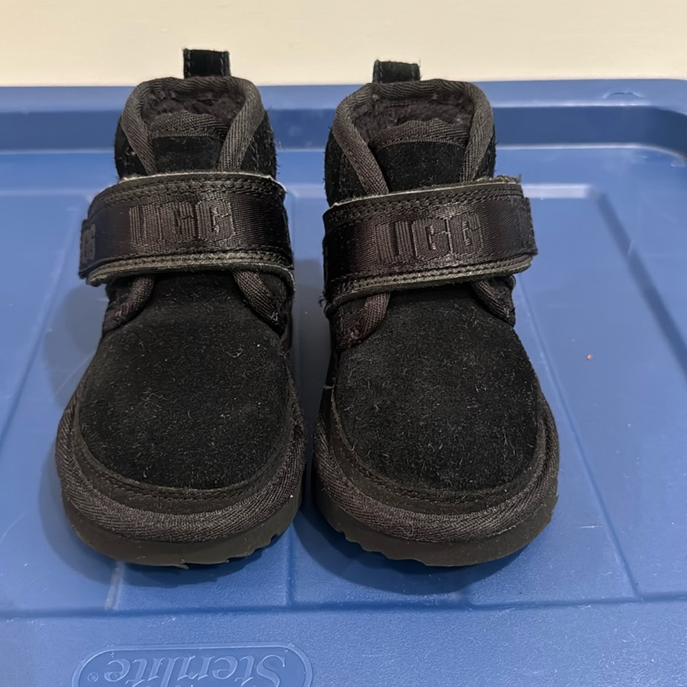 Ugg Neumel Snapback Boot